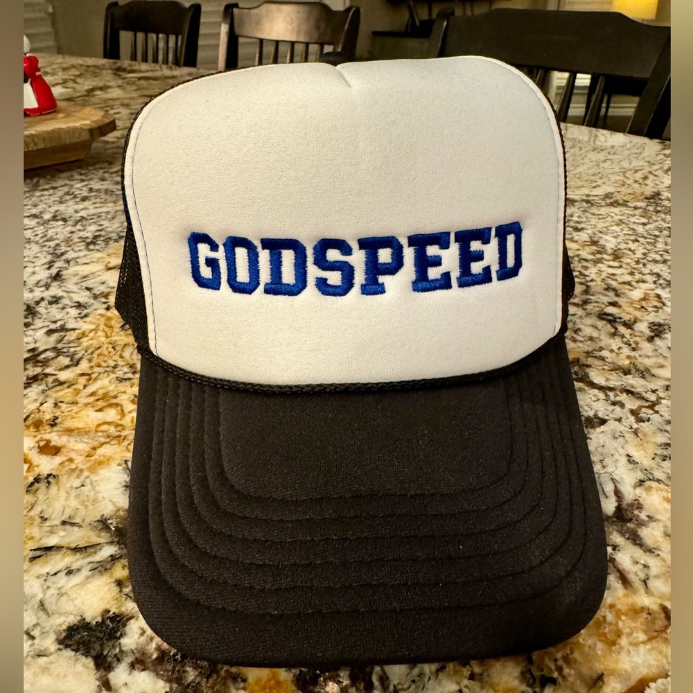 Never Worn- trucker hat